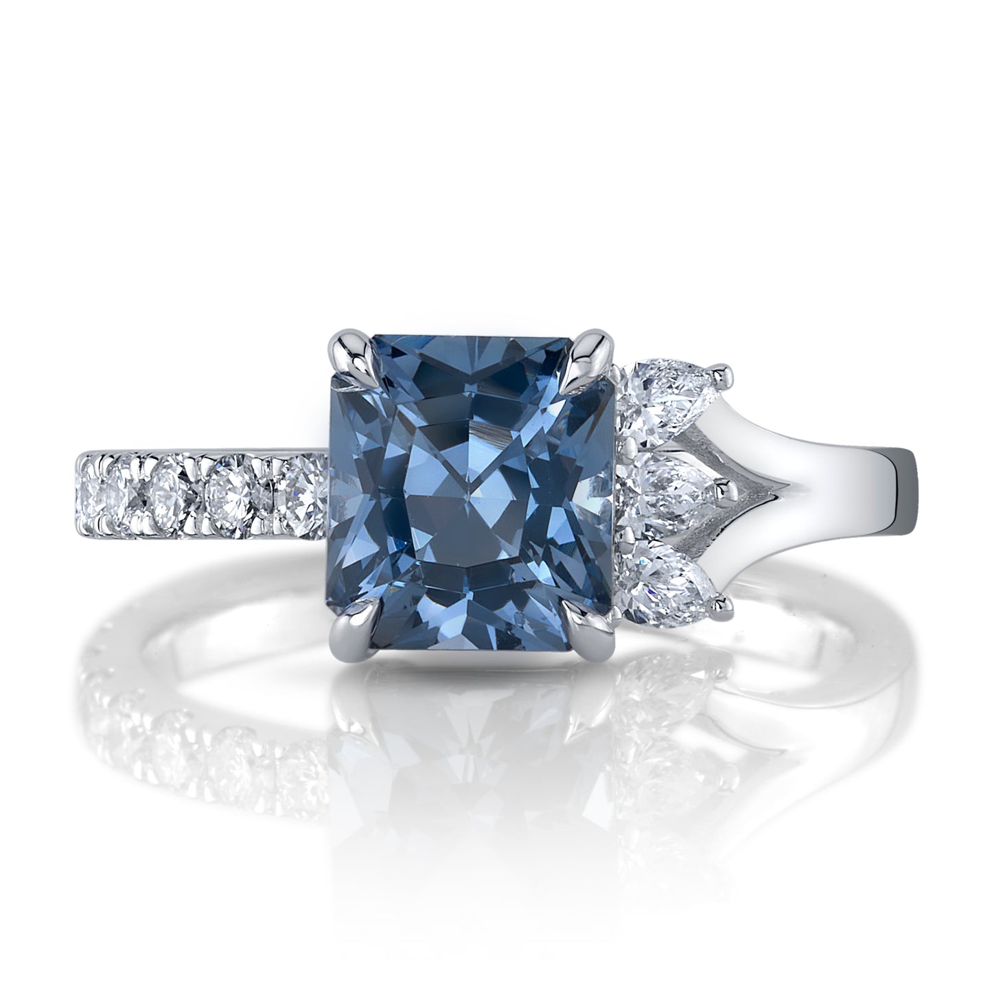 Untreated Sri Lanka Blue Spinel Ring